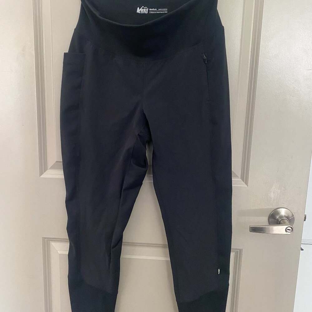 REI hiking pants - M